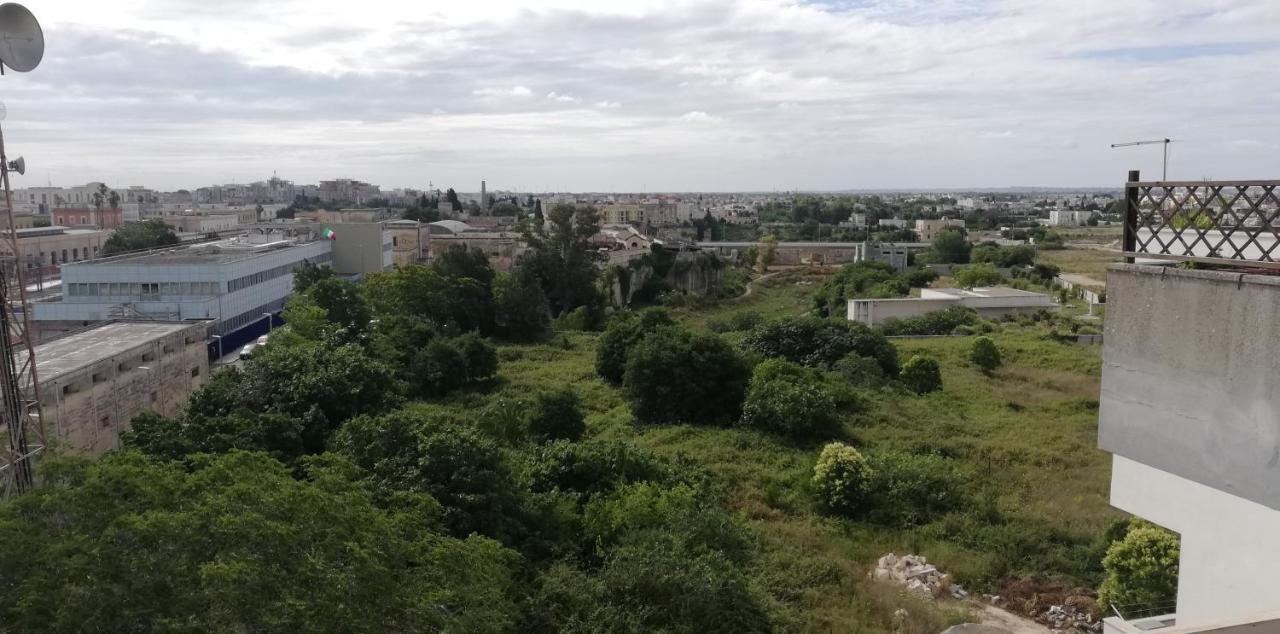 Piccolo Attico Apartment Лече Екстериор снимка