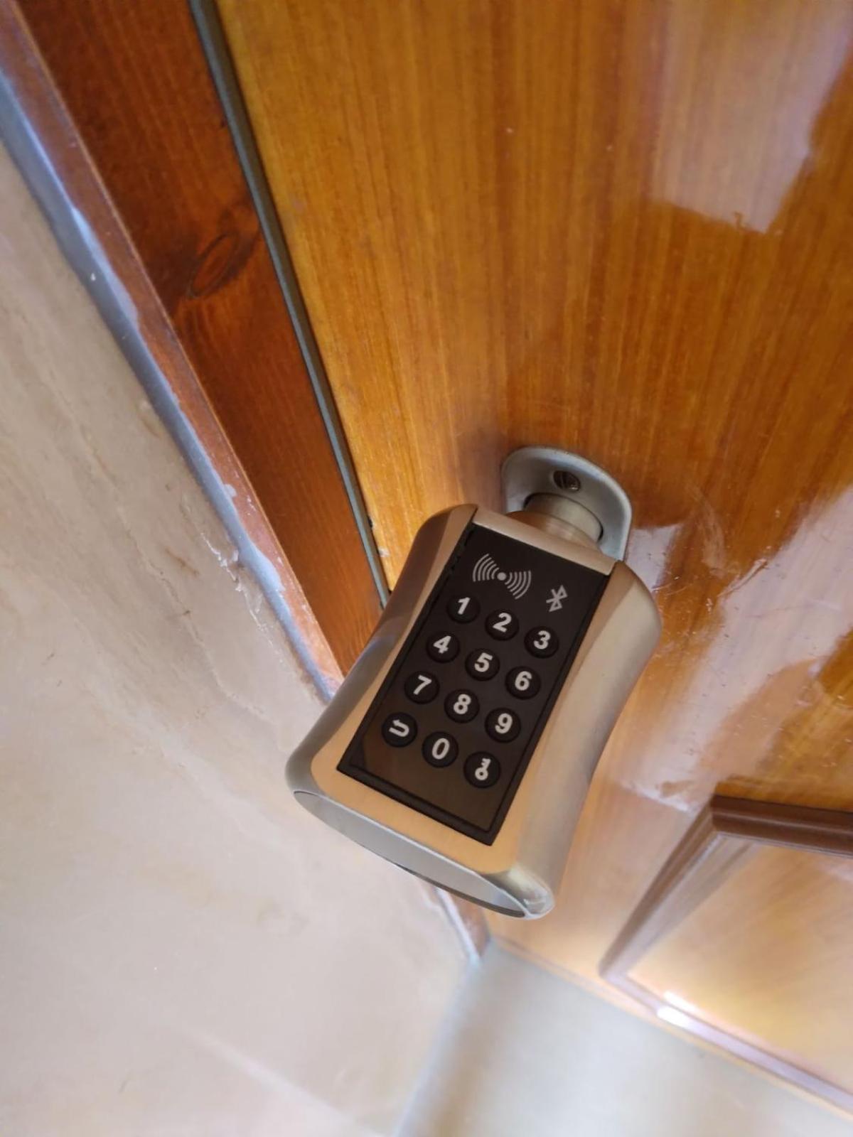 Piccolo Attico Apartment Лече Екстериор снимка